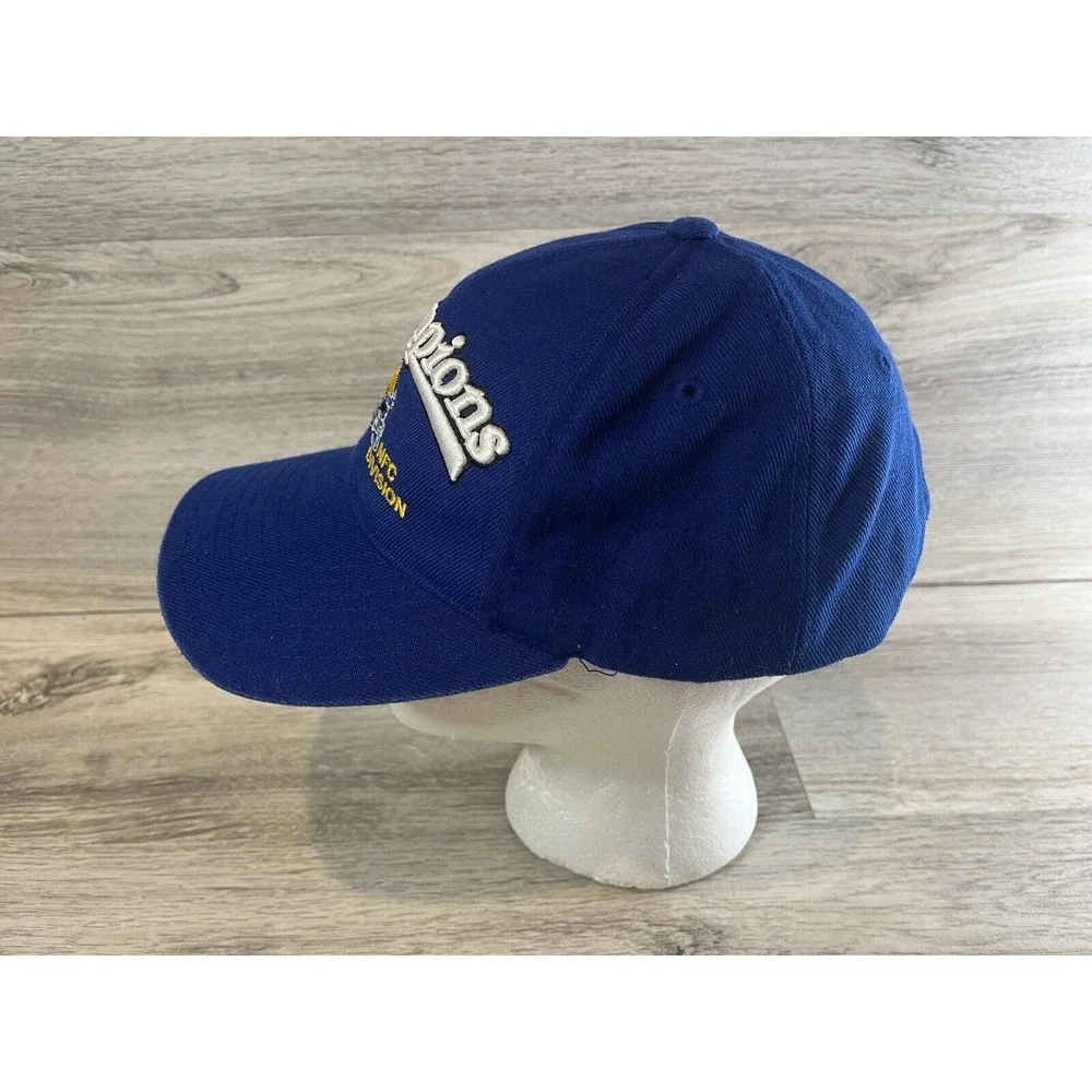 Vintage Logo Athletic Snapback St.‎ Louis Rams 1999 Western Division Champions